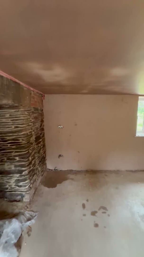 Joe French the plasterer — Photos 2